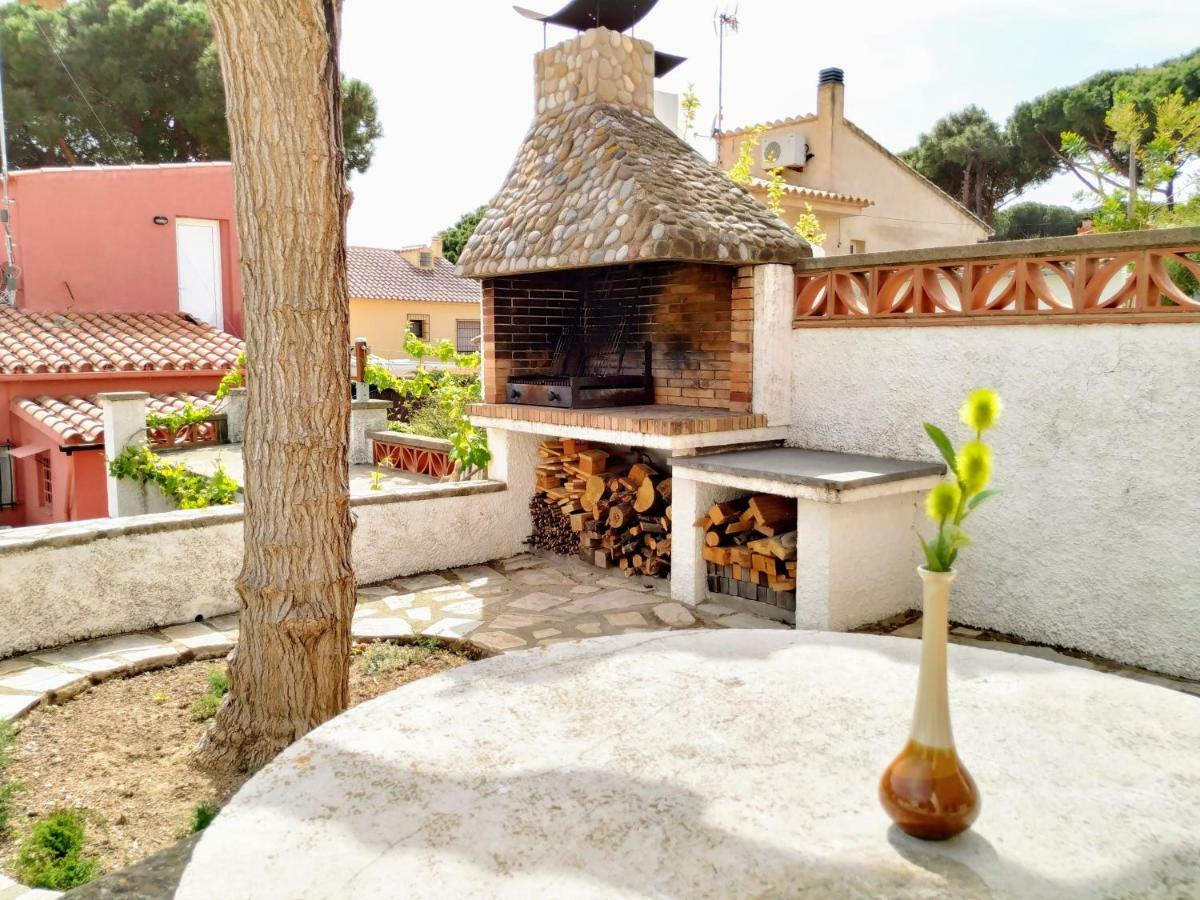 Vacay Apartamento Montgo, Agradable Jardin! En Costa Brava L'Escala! 外观 照片