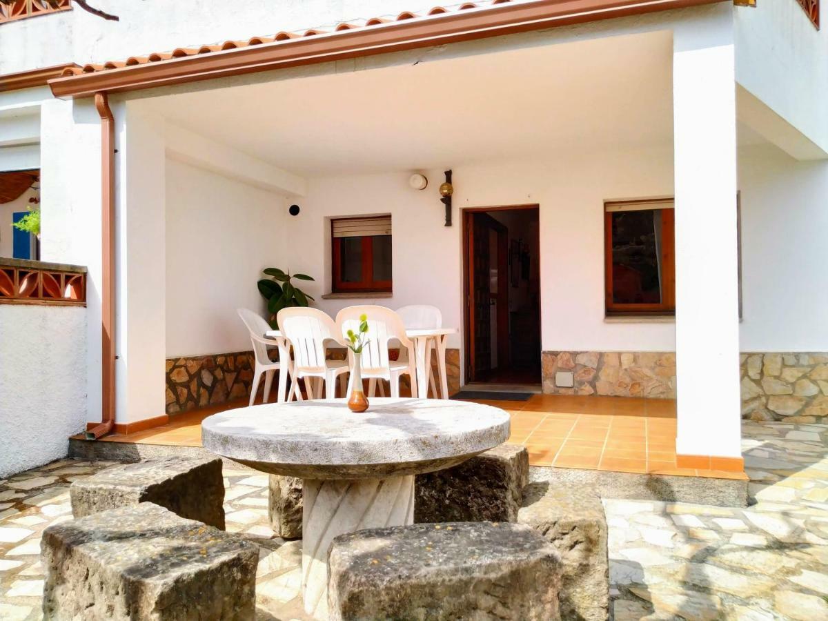 Vacay Apartamento Montgo, Agradable Jardin! En Costa Brava L'Escala! 外观 照片